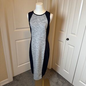 Athleta Gray Black Side Panel Knit Stretch Body Con Sheath Dress Size Small